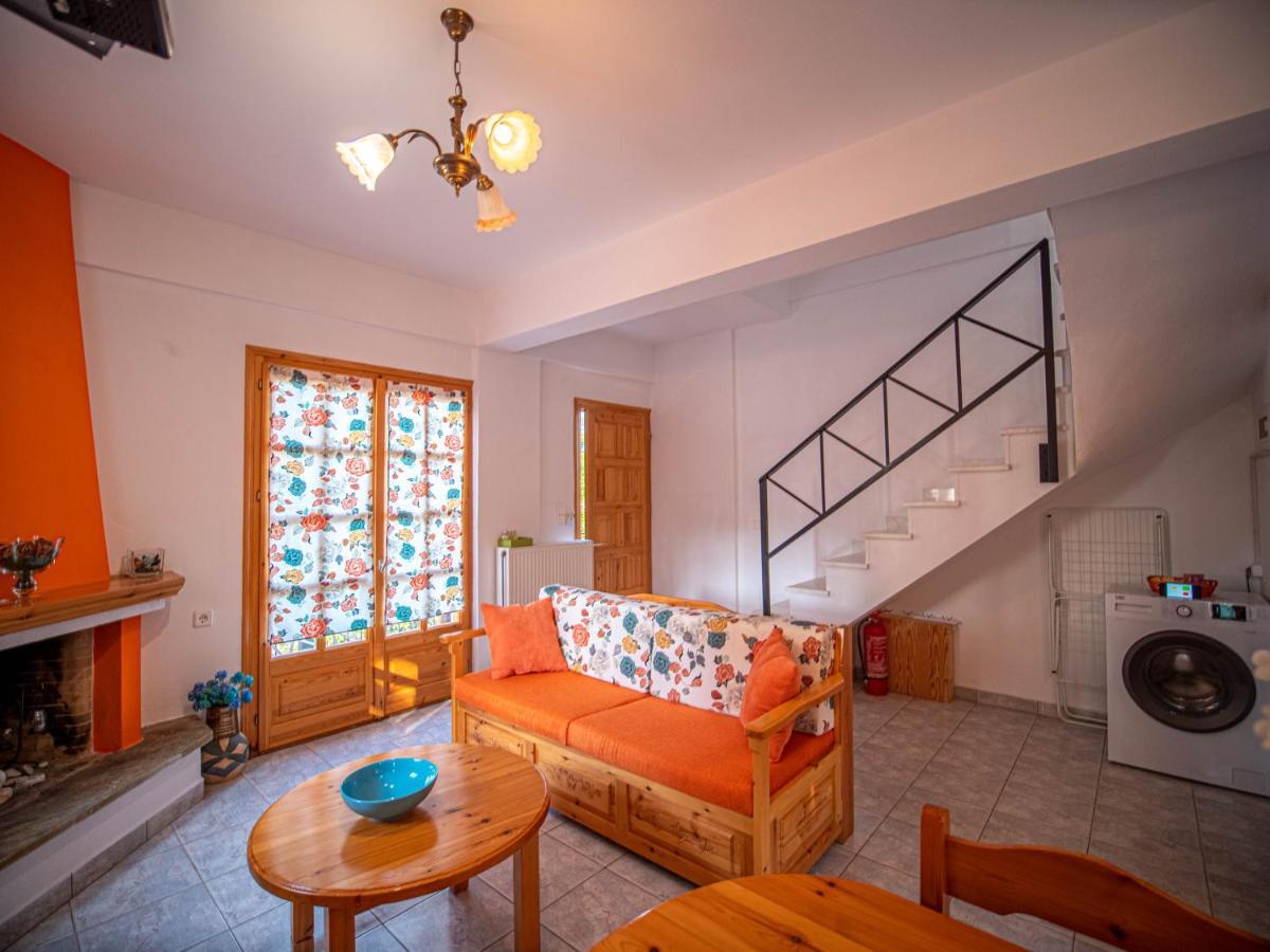 Orange House For Big Families In Damouchari - Delicious Houses Ngoại thất bức ảnh