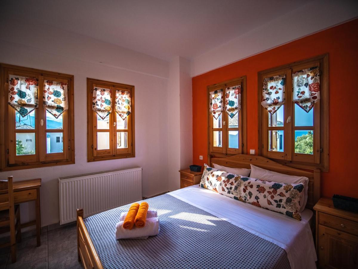 Orange House For Big Families In Damouchari - Delicious Houses Ngoại thất bức ảnh