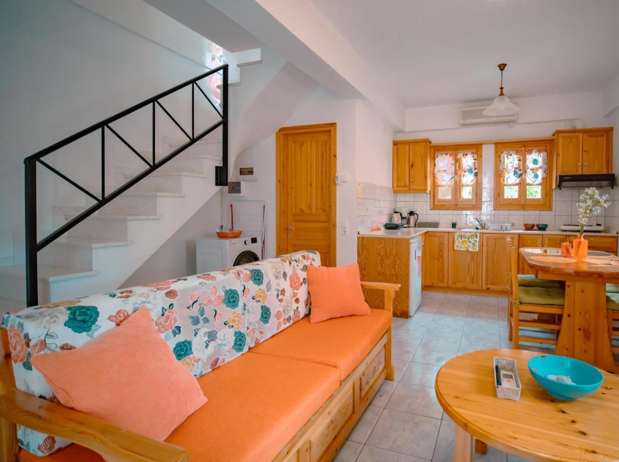 Orange House For Big Families In Damouchari - Delicious Houses Ngoại thất bức ảnh