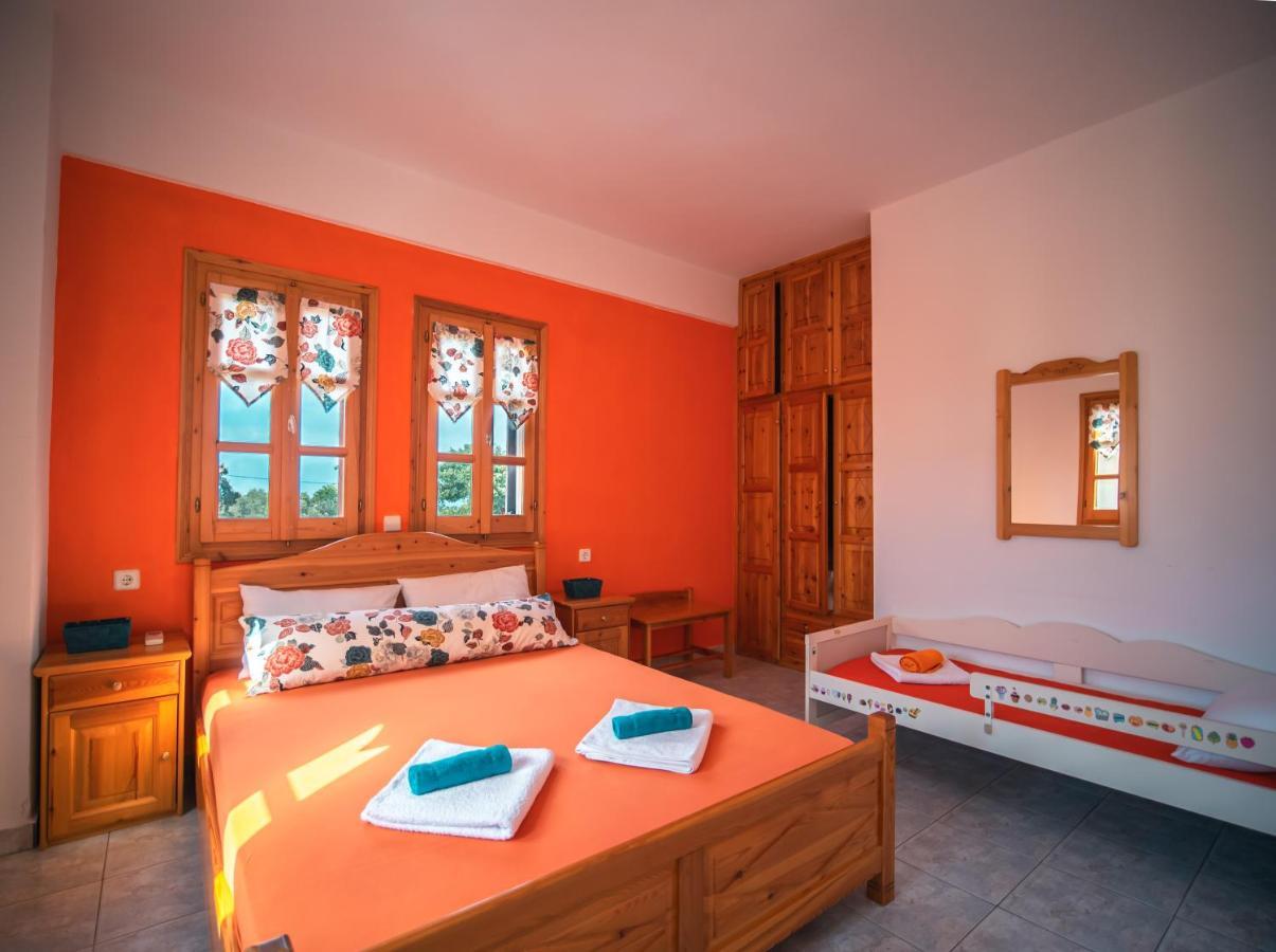 Orange House For Big Families In Damouchari - Delicious Houses Ngoại thất bức ảnh