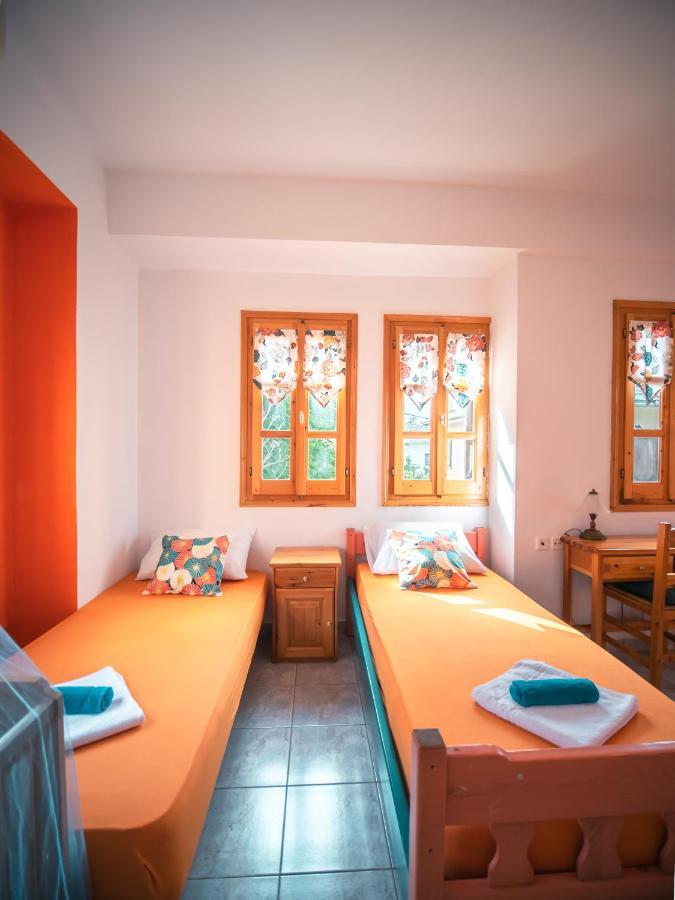 Orange House For Big Families In Damouchari - Delicious Houses Ngoại thất bức ảnh