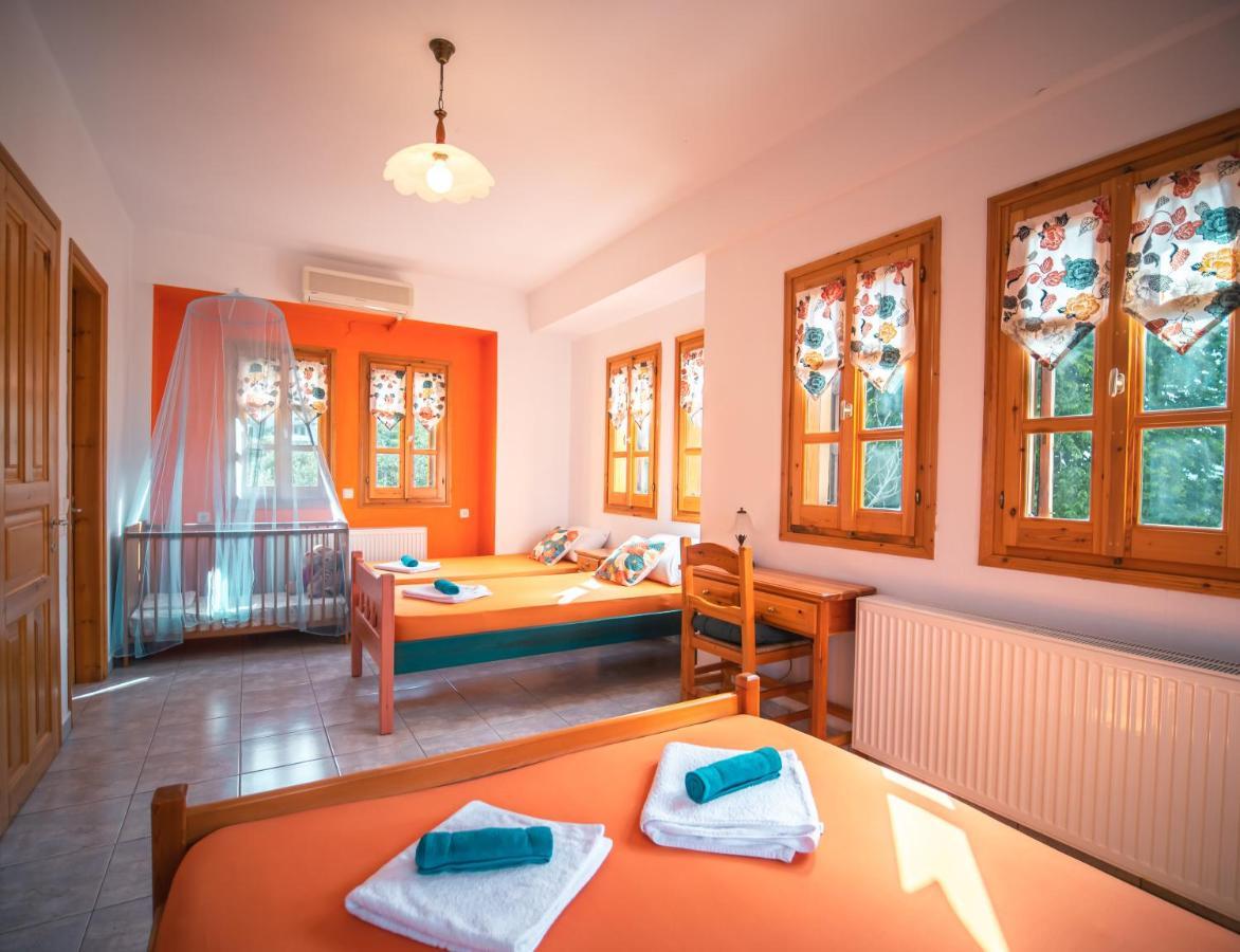 Orange House For Big Families In Damouchari - Delicious Houses Ngoại thất bức ảnh