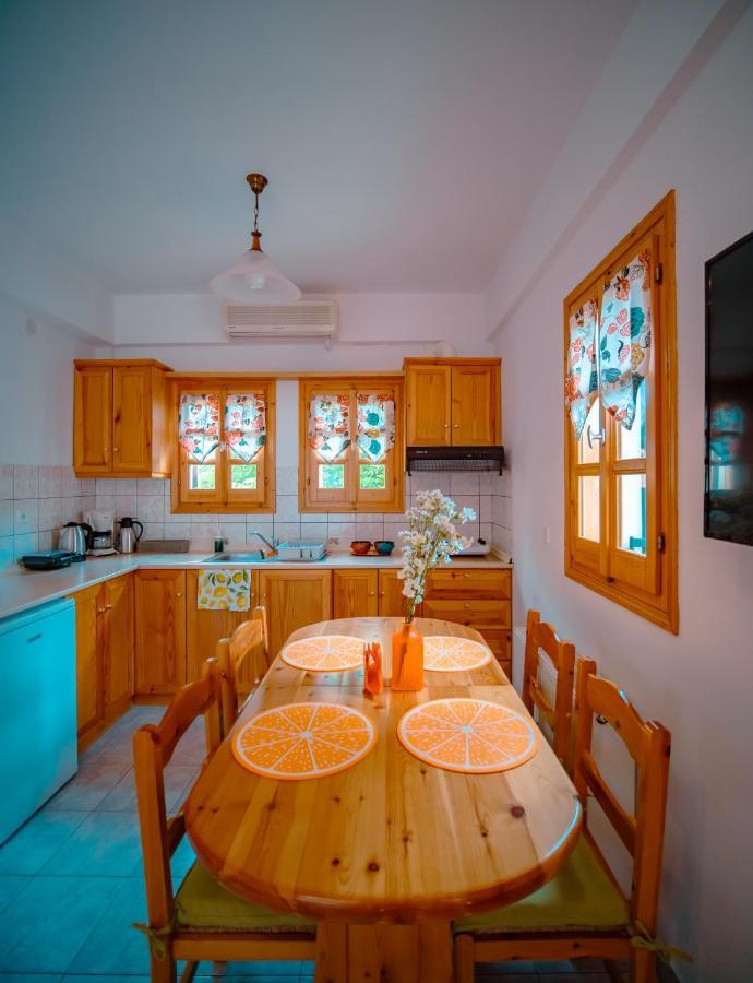 Orange House For Big Families In Damouchari - Delicious Houses Ngoại thất bức ảnh