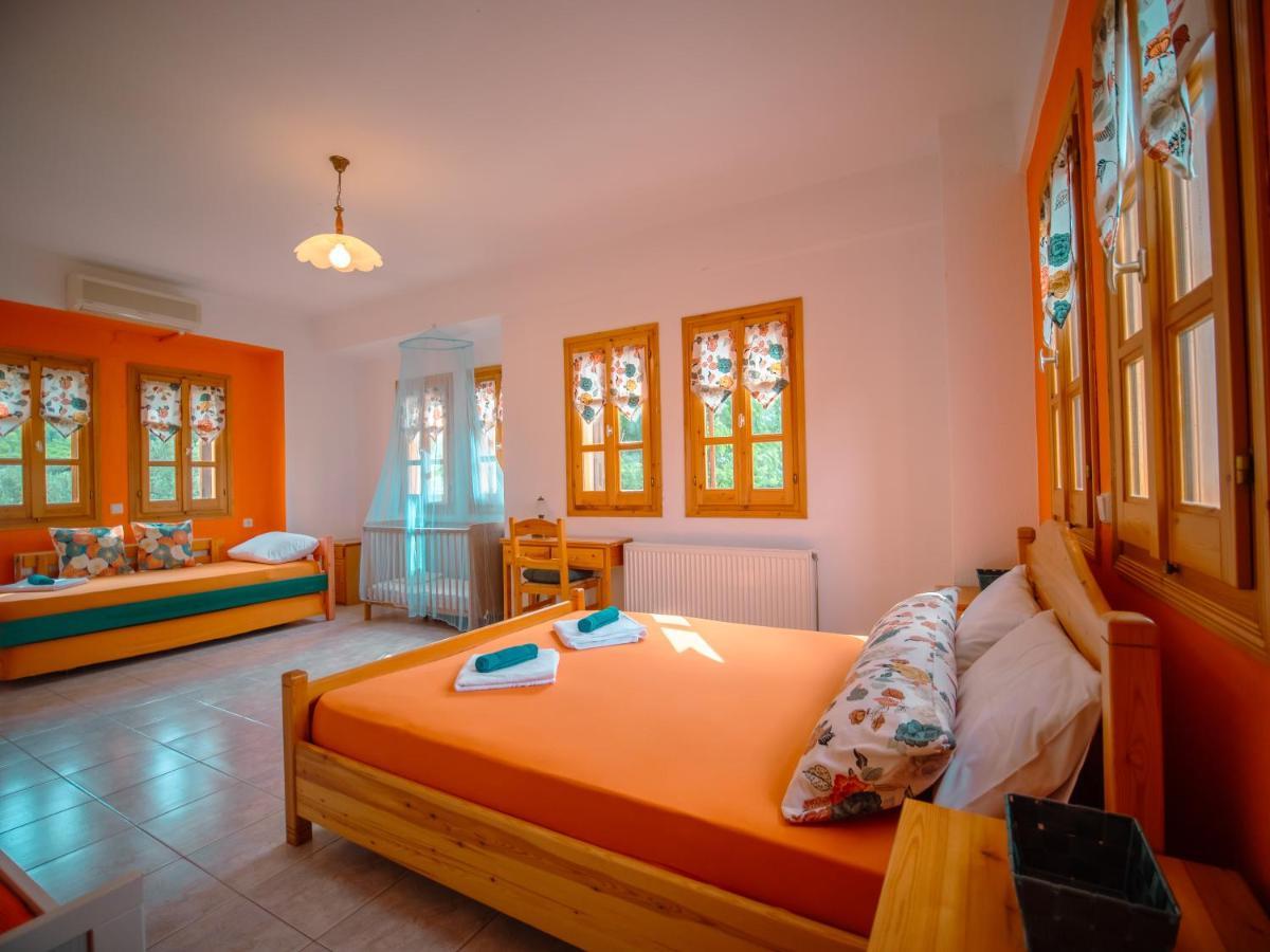Orange House For Big Families In Damouchari - Delicious Houses Ngoại thất bức ảnh
